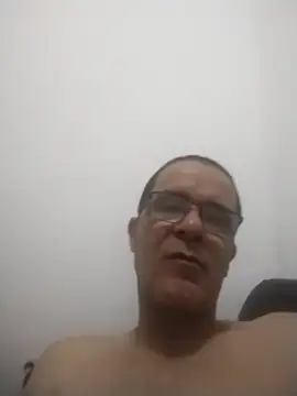 Snapshot of barboza991 chatting on January 4, 12:59 am barboza991 online show from January 4, 12:59 am