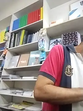 Snapshot of barboza991 chatting on October 13, 1:28 pm barboza991 online show from October 13, 1:28 pm