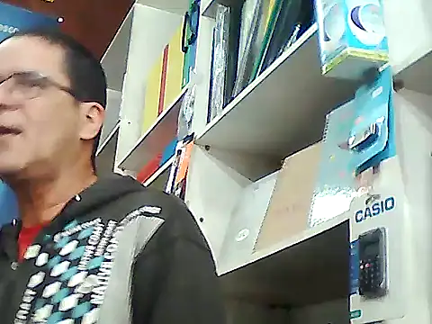 Snapshot of barboza991 chatting on October 29, 6:11 pm barboza991 online show from October 29, 6:11 pm