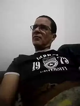 Snapshot of barboza991 chatting on December 14, 1:17 am barboza991 online show from December 14, 1:17 am