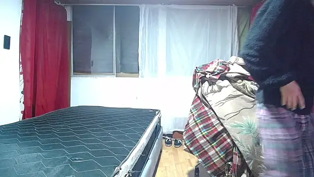 esjrobles online show from March 10, 3:34 am