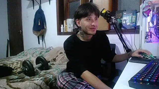 esjrobles online show from February 27, 6:18 am