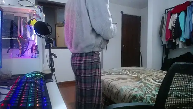 esjrobles online show from January 22, 2:26 am