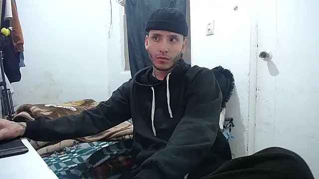 esjrobles online show from September 21, 7:58 pm