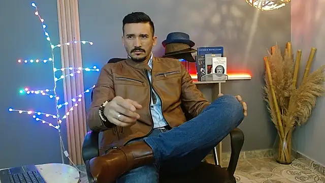 Reiko 85  online show from February 21, 7:15 pm