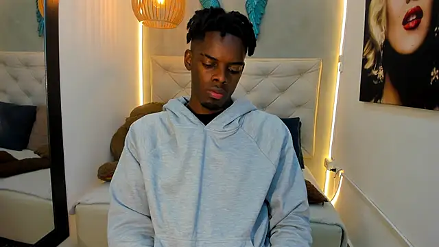 royce ebony online show from March 17, 2:15 am