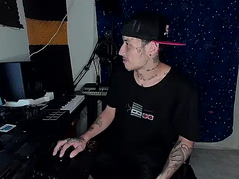 patrik tattoo  online show from December 11, 4:09 am