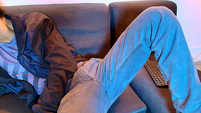 hares mds online show from March 12, 2:25 pm