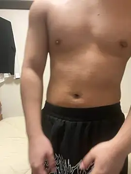 YU-KI00 online show from November 12, 11:27 am