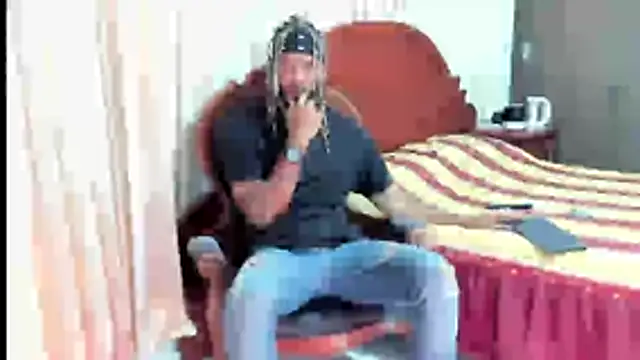 KarlMarley1 online show from February 26, 9:10 am