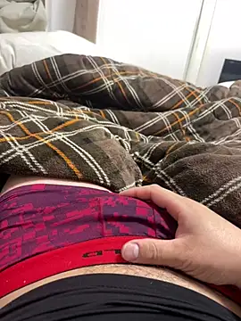 Snapshot of sakuto07 chatting on February 15, 1:16 pm sakuto07 online show from February 15, 1:16 pm