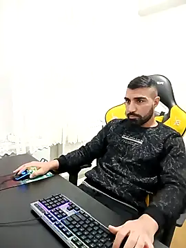 SertSikici022 online show from December 4, 8:07 pm