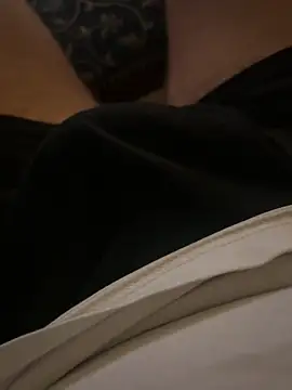 virgilioduro83 online show from November 5, 10:34 pm