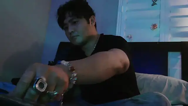 cloudyspun online show from November 22, 3:39 am