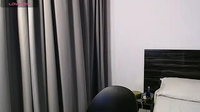 Snapshot of FaustoCock chatting on March 17, 11:53 am FaustoCock online show from March 17, 11:53 am