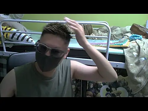 Snapshot of Owl1216 chatting on October 29, 1:14 pm Owl1216 online show from October 29, 1:14 pm