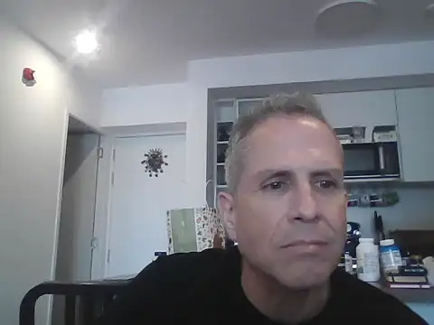 Snapshot of Diegoperrote682661 chatting on October 15, 9:11 pm Diegoperrote682661 online show from October 15, 9:11 pm