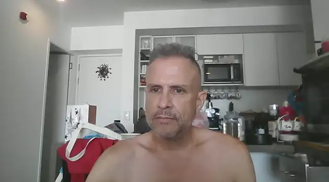 Snapshot of Diegoperrote682661 chatting on January 29, 6:18 pm Diegoperrote682661 online show from January 29, 6:18 pm