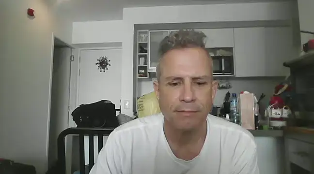 Snapshot of Diegoperrote682661 chatting on February 11, 4:35 pm Diegoperrote682661 online show from February 11, 4:35 pm