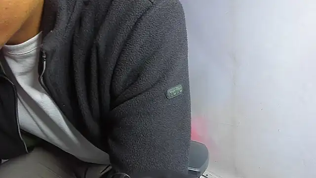 Lucii fer  online show from March 19, 1:47 pm