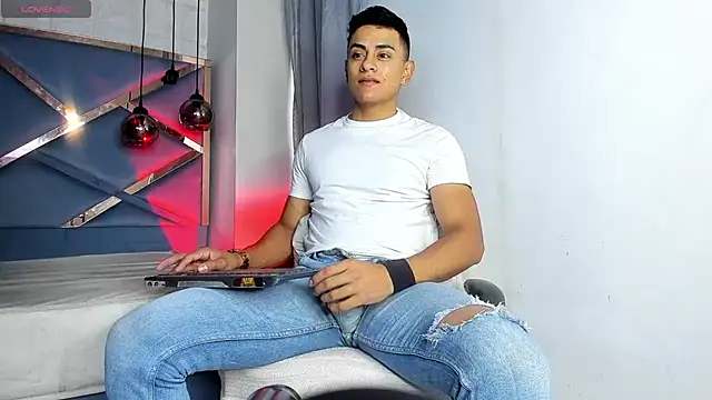 Lucii fer  online show from March 9, 11:37 am