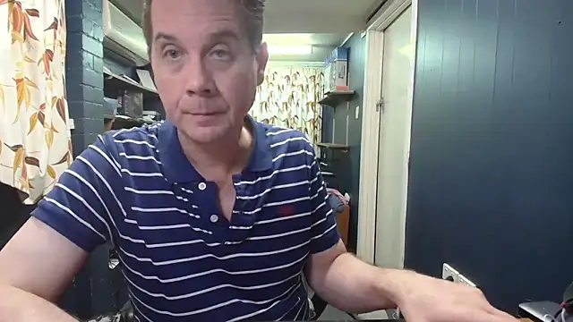 tilobinder online show from November 1, 4:11 pm