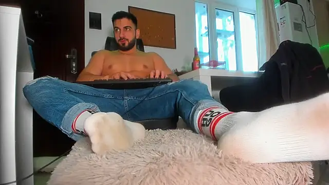 welcometo hell online show from December 20, 6:53 am