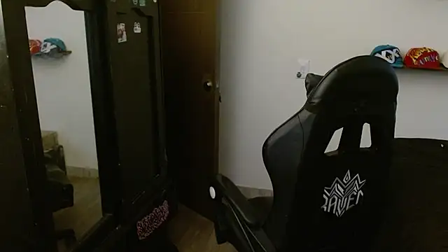 kv   xxx  online show from December 18, 10:06 pm