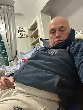 Snapshot of pantomax chatting on January 26, 4:20 pm pantomax online show from January 26, 4:20 pm