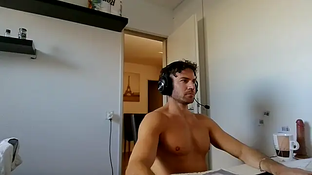 alpha-hunk online show from April 4, 3:20 pm