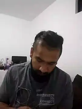 Snapshot of sabor_Latino_bdsm chatting on December 23, 3:40 am sabor Latino bdsm online show from December 23, 3:40 am