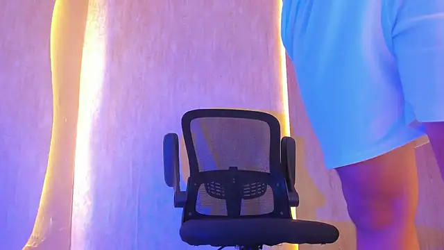 thaddeus king online show from January 3, 8:22 pm