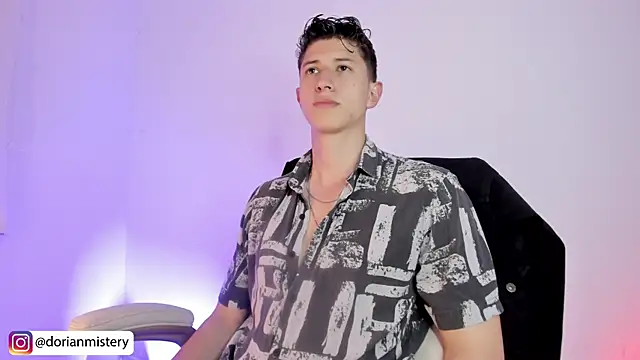 Dorianmistery2322  online show from April 10, 11:45 pm