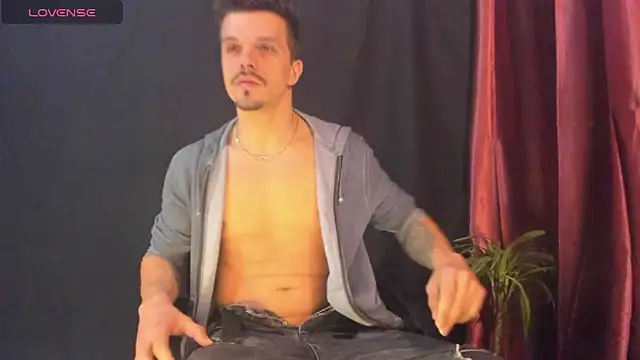 DonyBrown online show from February 3, 4:10 am