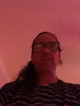 ingrid1982 online show from February 21, 4:05 pm