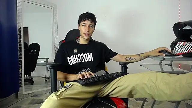 Zacktk7 online show from January 13, 7:42 pm