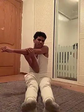 Ryan-hot online show from December 6, 7:23 pm