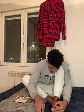 Ryan-hot online show from December 24, 7:22 pm