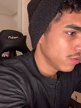 Ryan-hot online show from December 20, 12:52 am