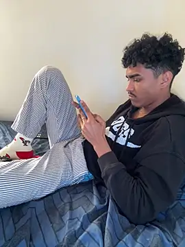 Ryan-hot online show from February 24, 9:00 am