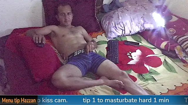 yazforeSolo online show from January 28, 7:53 pm