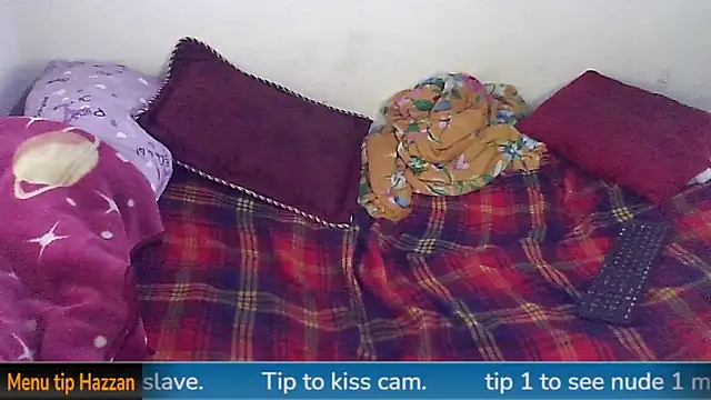 yazforeSolo online show from December 10, 8:49 pm