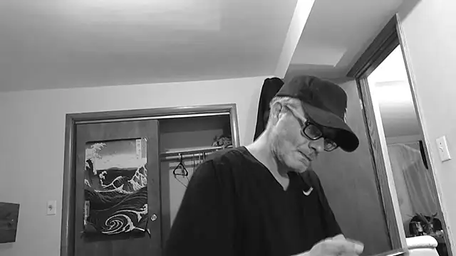 glenjamin81 online show from January 14, 10:42 am