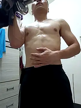 chiata410 online show from April 5, 1:07 pm