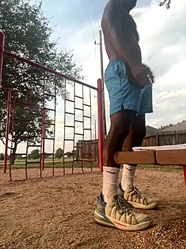 Melaneighted online show from September 29, 11:55 pm