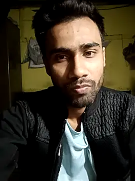 Skinny Bigass 23 online show from March 12, 6:33 pm