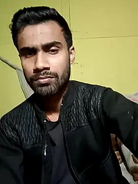 Skinny Bigass 23 online show from January 19, 4:36 pm