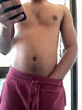 Snapshot of _rocky_ chatting on February 13, 4:43 am rocky online show from February 13, 4:43 am