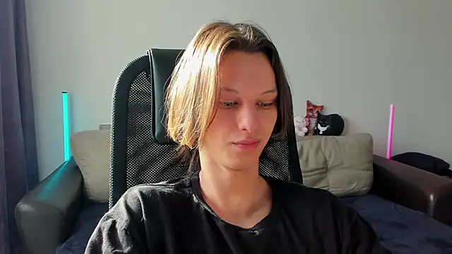 Ostin meow online show from April 21, 10:54 am