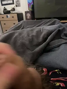 stev3w online show from December 13, 8:43 am